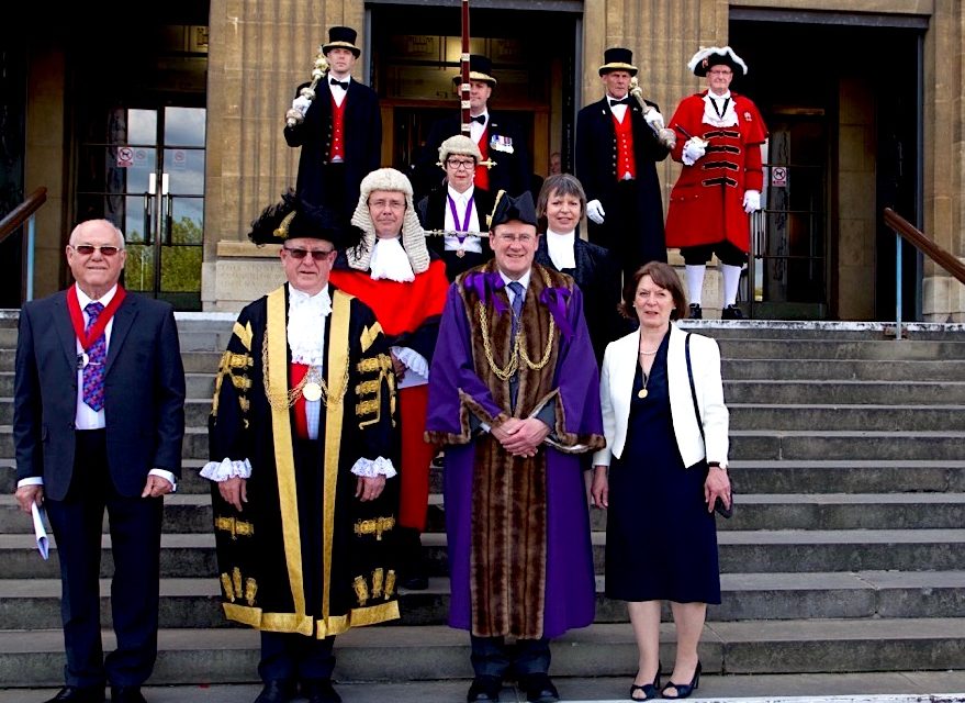 New Lord Mayor and Sheriff take up honour