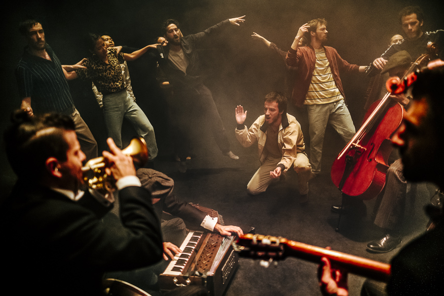Norwich Eye reviews Grand Finale by the Hofesh Shechter Company