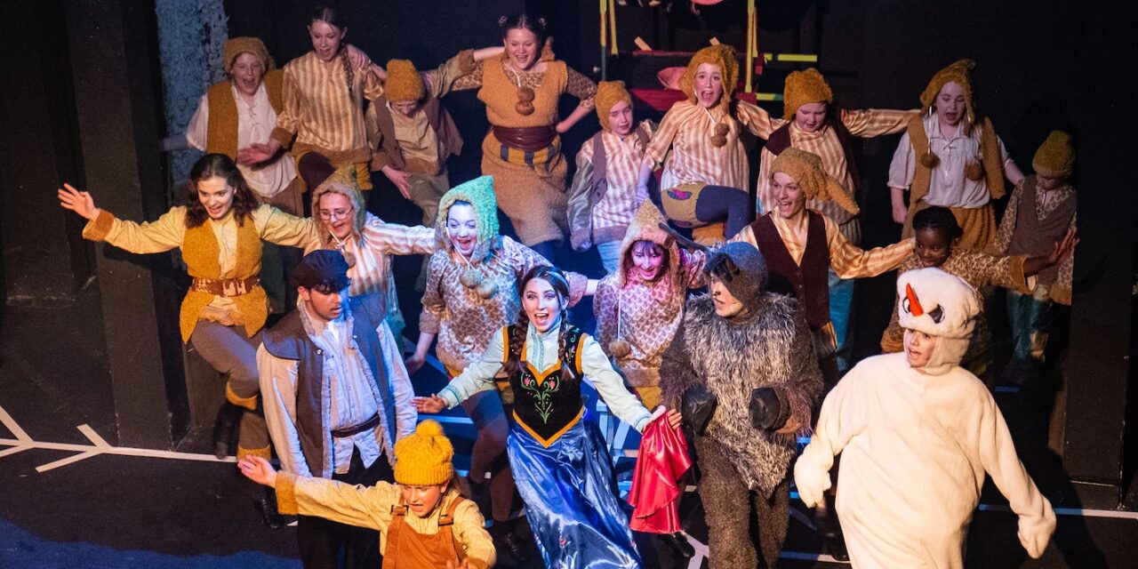 Norwich Eye reviews Frozen by Limelight Theatre Company